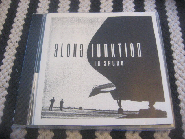 Aloha Junktion (Risto Ylihärsilä) - In Space
