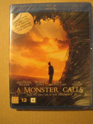 A MONSTER CALLS ( Sigourney Weaver )