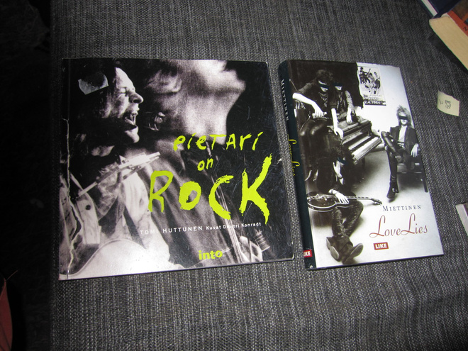 LOVE LIES & PIETARI ON ROCK : 1,p