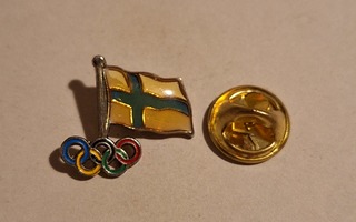 SUOMEN LIPPU OLYMPIARENKAILLA PINSSI