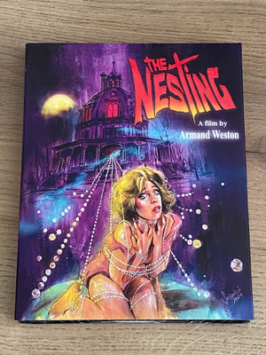 THE NESTING - 4K UHD + BLU-RAY - SLIPCOVER - VS (uusi)
