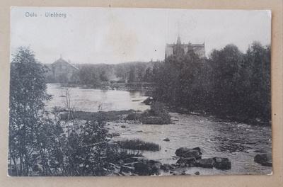 Oulu, jokinäkymä, taustalla kirkko, kaupunkia, p. 1909
