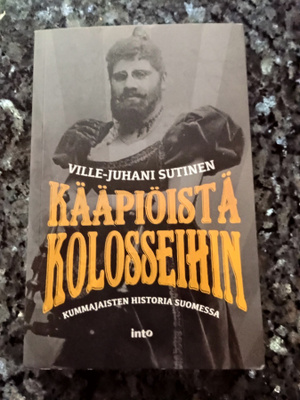 Ville-Juhani Sutinen: Kääpiöistä kolosseihin