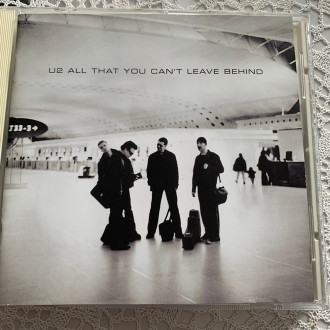 U2: All That You Can’t Leave Behind * EUR 2000