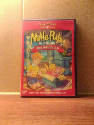 NALLE PUHIN TAIKAMAAILMA PIENIÄ TÄRKEITÄ ASIOITA DVD R2