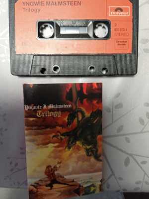 C- KASETTI: YNGWIE J. MALMSTEEN : TRILOGY