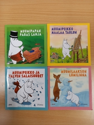 4 kpl Muumi minikirja