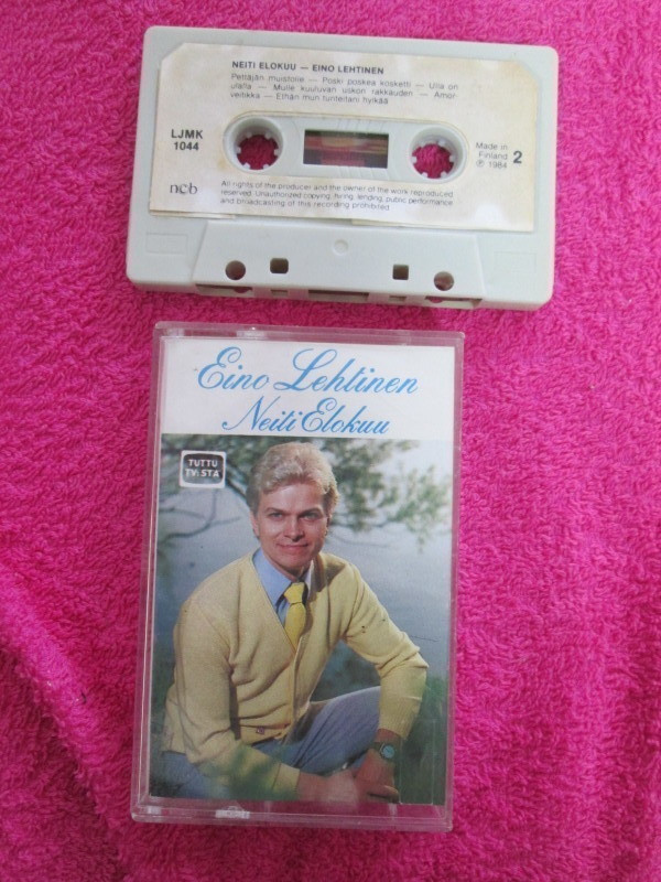 EINO LEHTINEN - neiti elokuu LJMK 1044