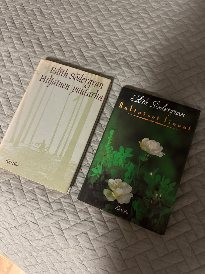 Edith Södergran: Hiljainen puutarha & Kultaiset linnut