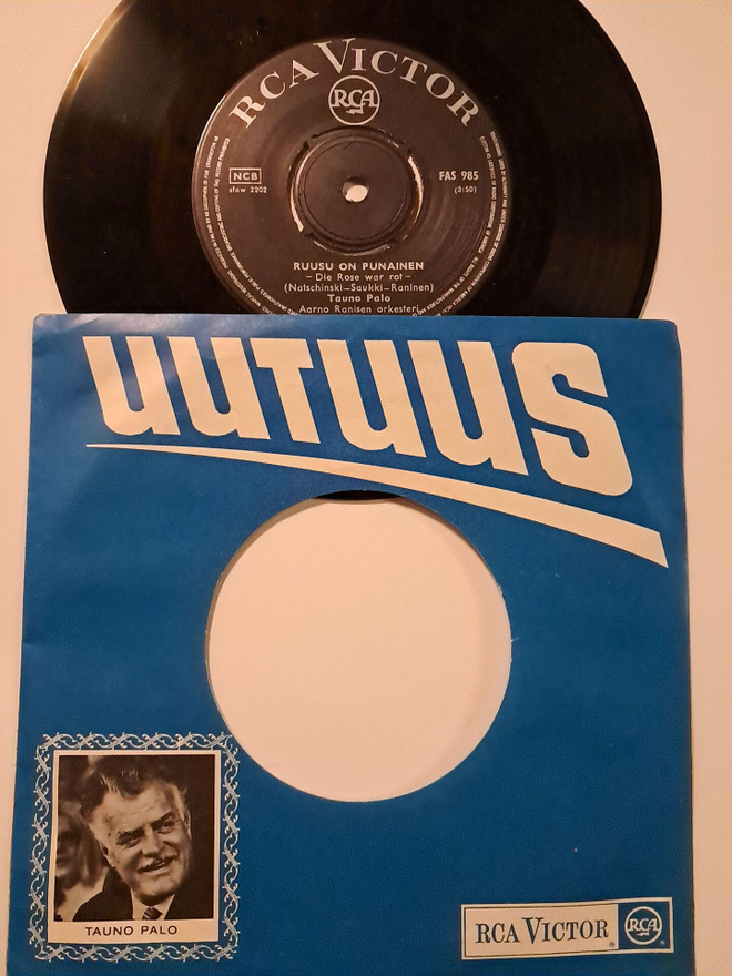 Tauno Palo – Ruusu On Punainen, Rakkauden Tuli, V. 1967