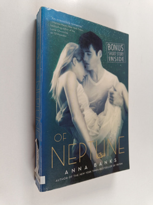 Anna Banks : Of Neptune