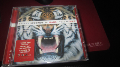 Thirty Seconds to Mars This Is War (2009)