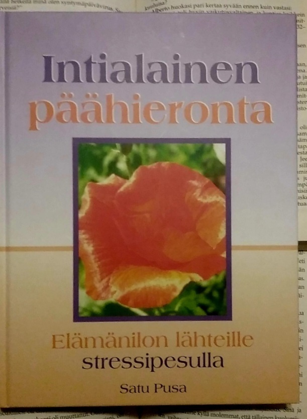 Satu Pusa - Intialainen päähieronta (sid.)