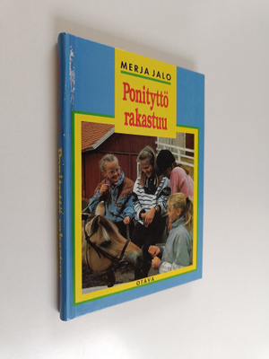 Merja Jalo : Ponityttö rakastuu