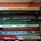 Hengellisiä kirjoja pahvilaatikollinen - pikkukuva 3