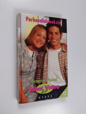 Kate William : Perhesalaisuuksia