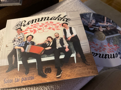 Rommakko . Satoi tai paistoi CD