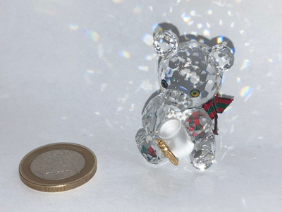 Swarovski 213068 Kris Bear with Honey Pot (1997-2005)