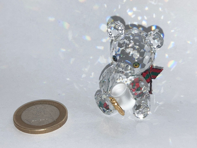 Swarovski 213068 Kris Bear with Honey Pot (1997-2005)