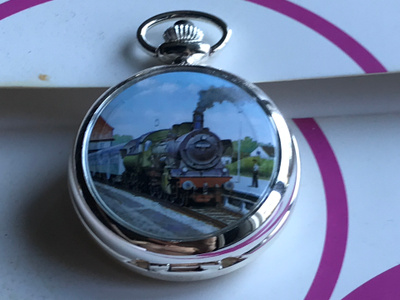 Käyvä mekaaninen 42mm JUNAKELLO