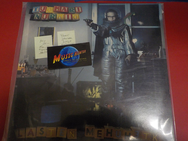 TUOMARI NURMIO - LASTEN MEHUHETKI M-/M- LP
