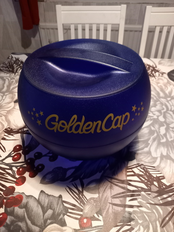 Uusi upea Golden Cap jääpala-astia/cooleri
