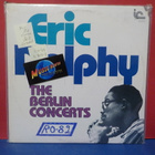 ERIC DOLPHY - THE BERLIN CONCERTS M-/EX U.S -78 PRESS 2LP - pikkukuva 1