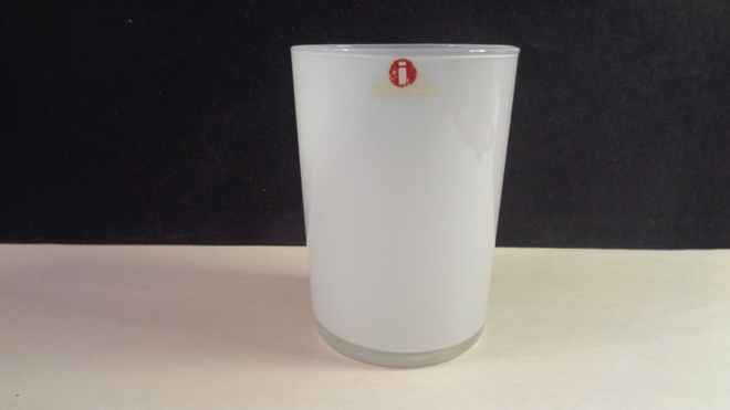 IITTALA, VALKOINEN  LASI KORK.87 MM,KOLMIOTARRALLA