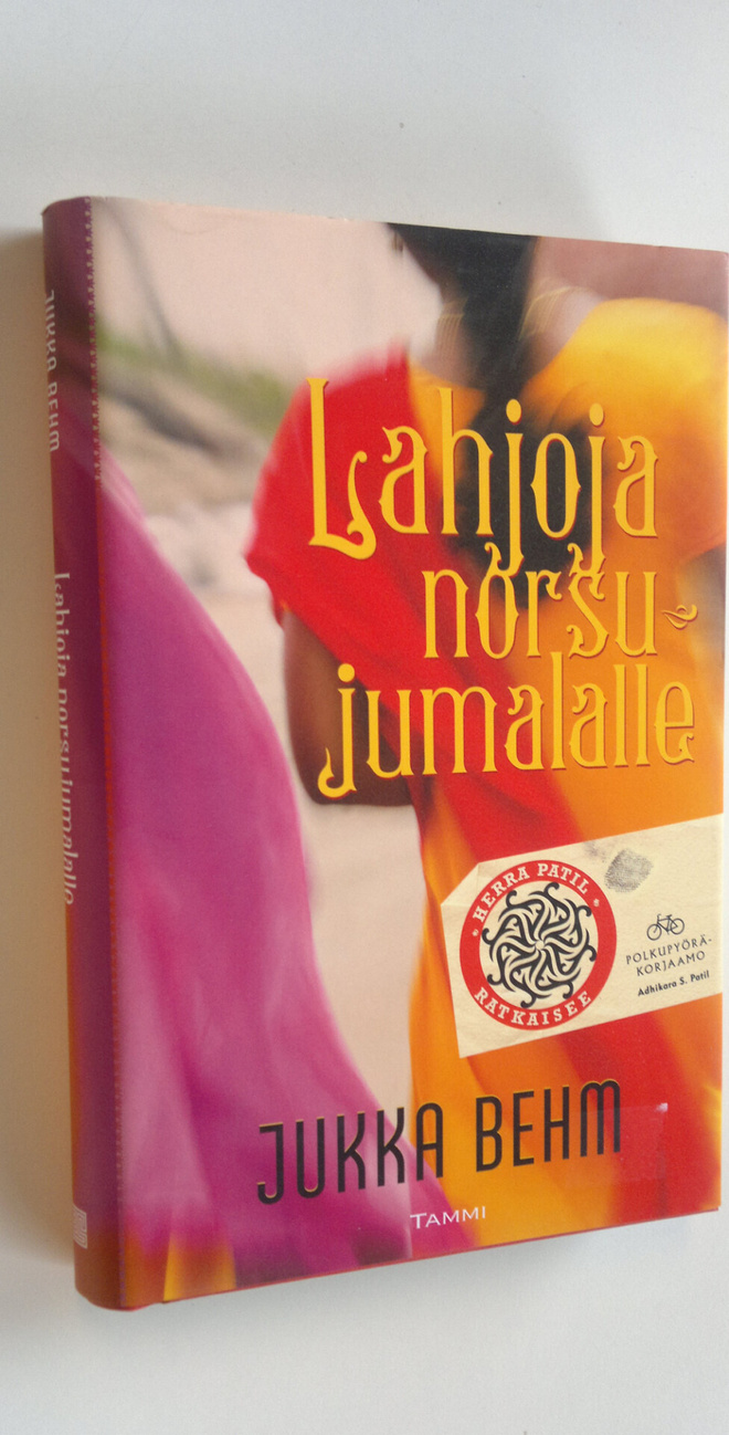 Jukka Behm : Lahjoja norsujumalalle