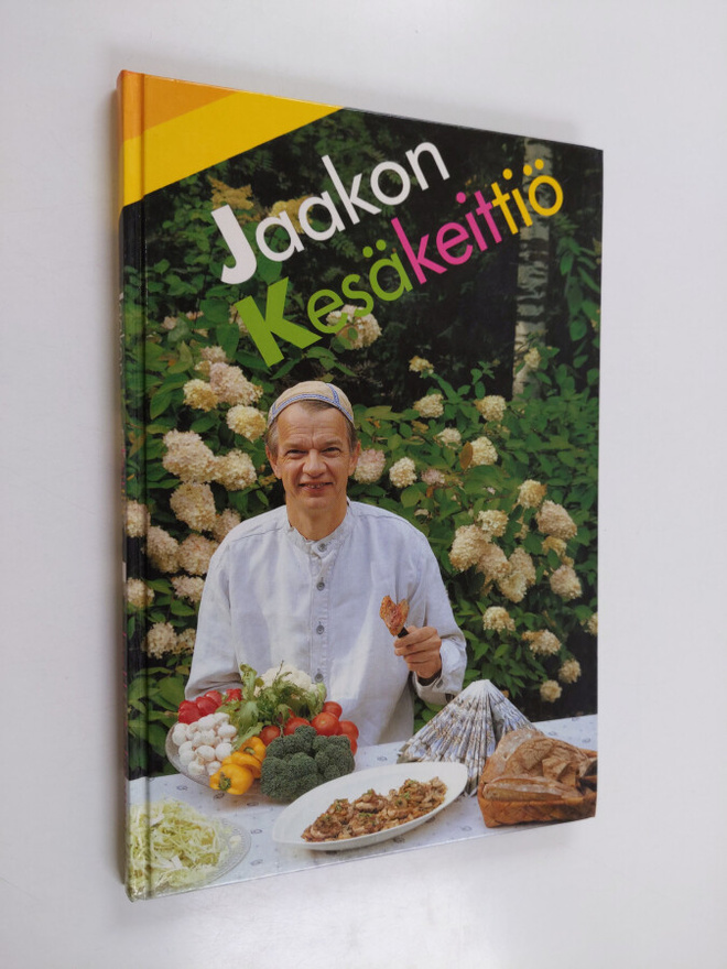 Jaakko Kolmonen : Jaakon kesäkeittiö (signeerattu)