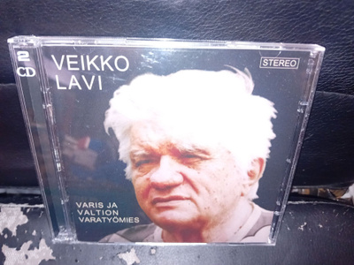 2CD Veikko Lavi : Varis ja valtion varatyömies ( SIS POSTIKU