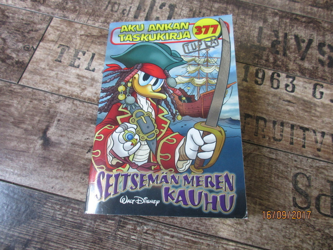 Aku Ankan taskukirja 377 - Seitsemän meren kauhu *TUPLA*