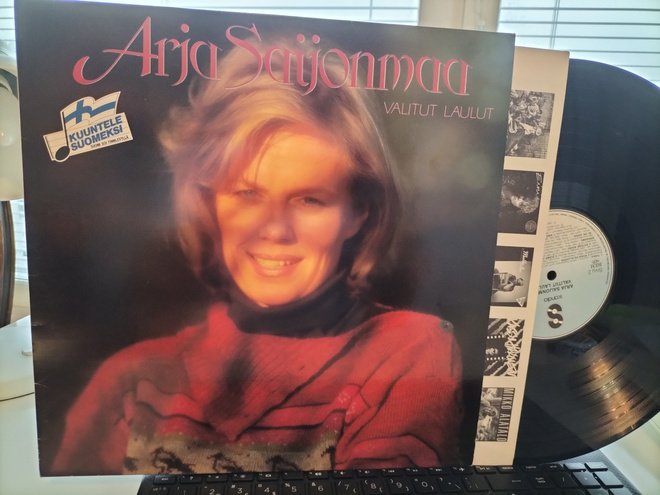 ARJA SAIJONMAA, Valitut laulut, LP -85 HIENO KUNTO !!