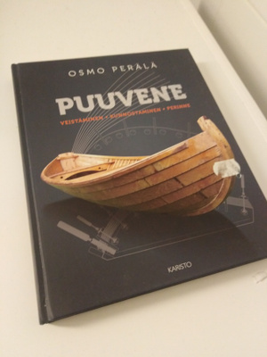 Osmo Perälä: Puuvene