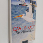 T. Coraghessan Boyle : East is East - pikkukuva 1