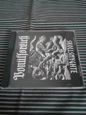 VONÜLFSRËICH Skollsmyghte CD