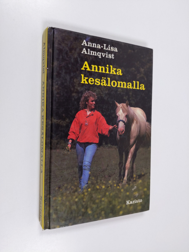 Anna-Liisa Almqvist : Annika kesälomalla