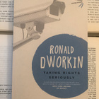 Ronald Dworkin - Taking Rights Seriously (softcover) - pikkukuva 1