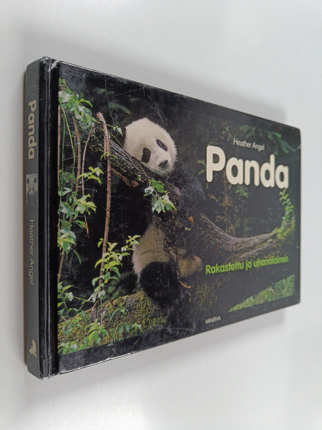 Heather Angel : Panda : rakastettu ja uhanalainen
