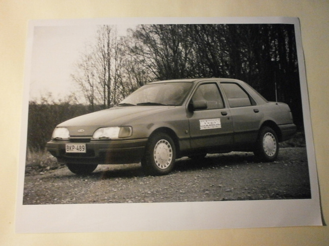 Ford Sierra Laser 2.0  1988, mv isokok. valokuva