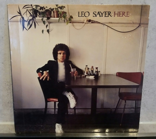 LEO SAYER Here CDL 1240 1979 Suomi-painos