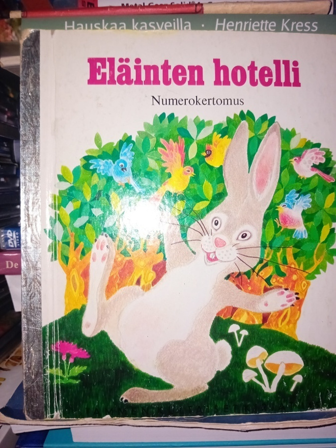 TKK 145 Eläinten hotelli  ( SIS POSTIKULU  )