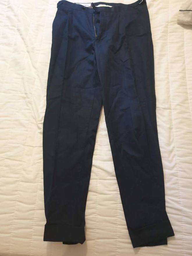 (UUDET) Brothers Chinot / Farkut (Size 48)