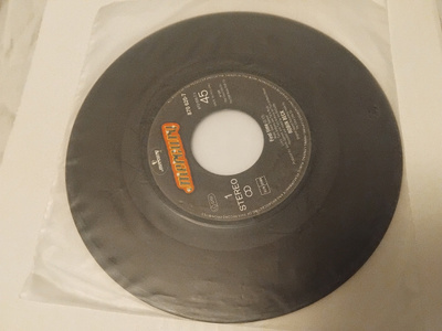 Robin Beck - First Time 7'' vinyylisinkku
