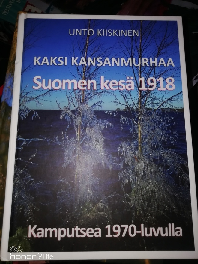 Unto Kiiskinen Kaksi kansanmurhaa