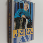 Tuula Salmi : Laulun arvoinen Lavi - pikkukuva 1