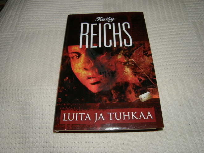 Kathy Reichs Luita ja tuhkaa  -sid