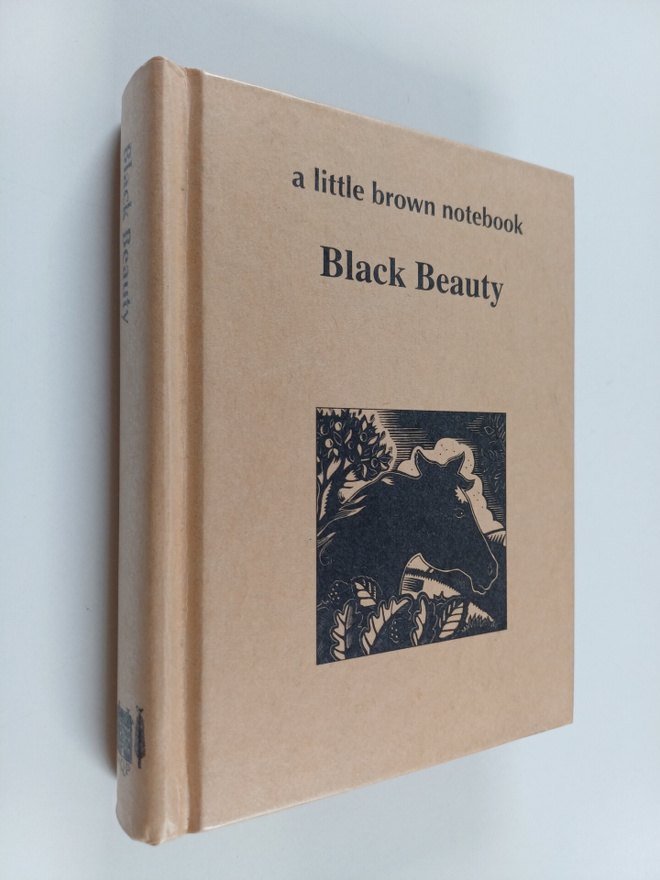 A Little Brown Notebook : Black Beauty (muistikirja)