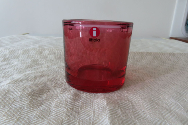 Marimekko/Kivi-tuikku, granaatinpunainen
