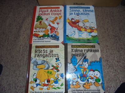 Isoja Aku Ankka kirjoja 17 kpl